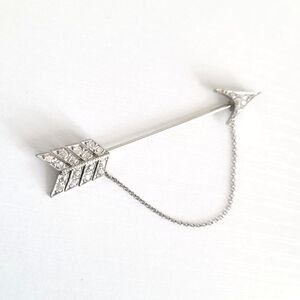 Antique Edwardian Art Deco 18K White Gold Natural Diamond Jabot Arrow Pin Brooch